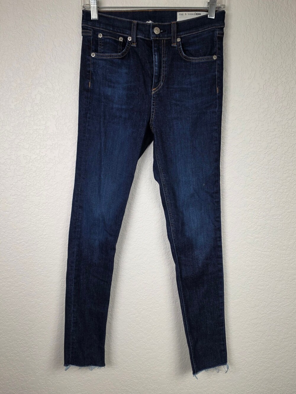 Rag & Bone $225 Size 26 Skinny Jeans